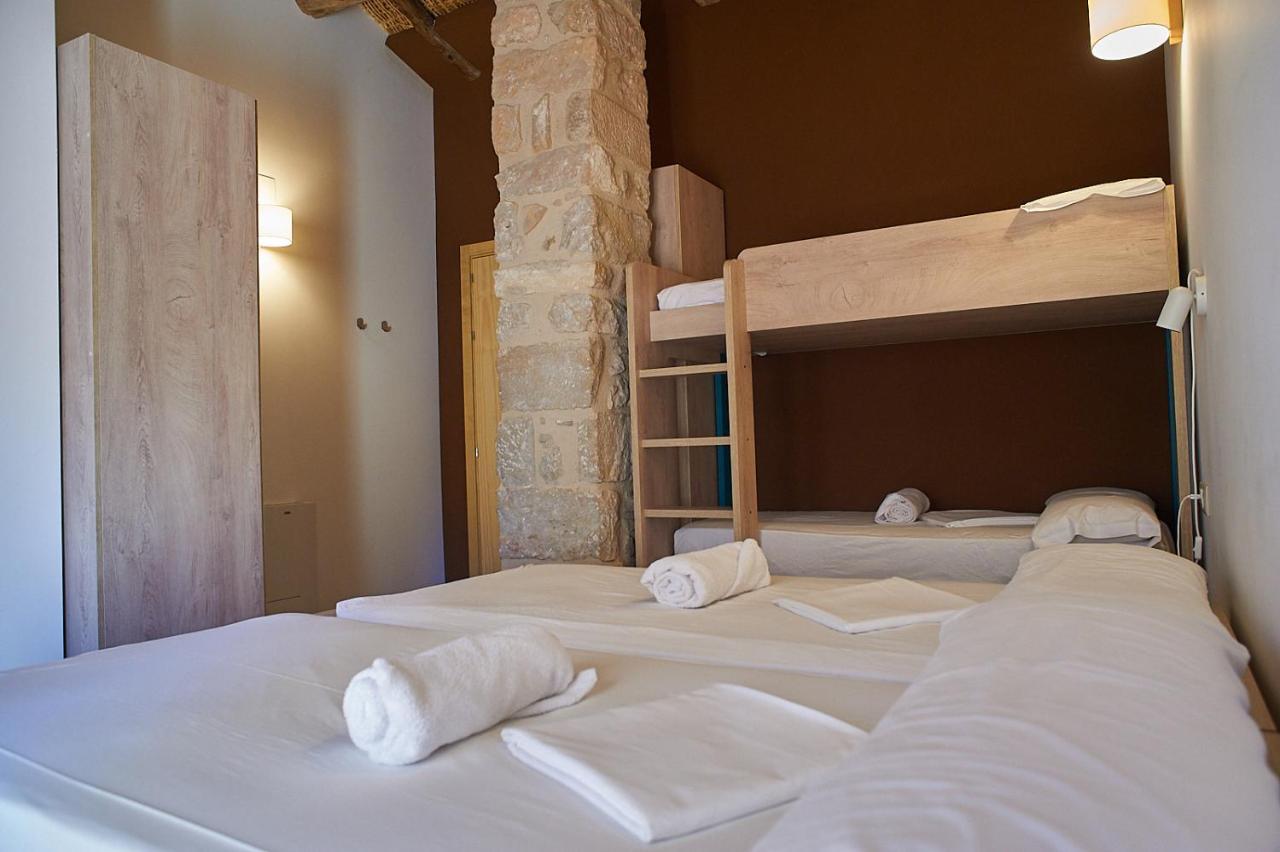 Lo Moli De Bot Hostel Exterior photo